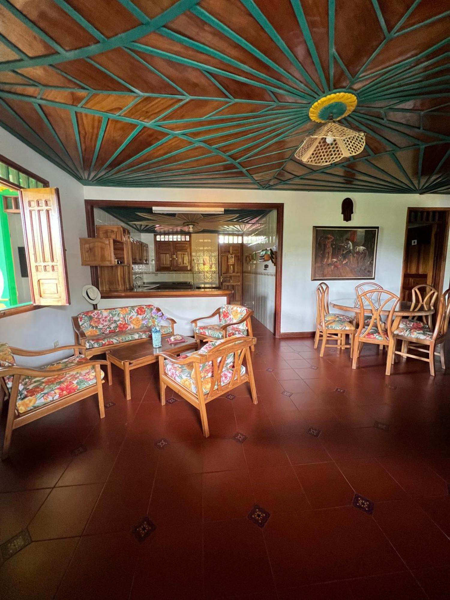 Casa Lemar Hotel Quimbaya Exterior photo